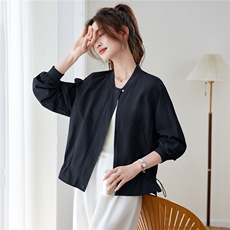 2026年春季宽松立领纯色棒球服短外套夹克开衫，女装短外套，简韵佳