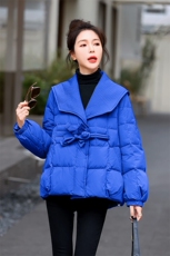 2023时尚优雅减龄气质大翻领羽绒服，女装羽绒服，布芭啦