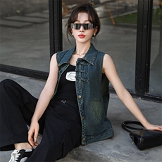 现货牛仔马甲外套宽松流行美式高街百搭春秋高级夹克青春潮牌，女装牛仔外套，美拉德工厂直营店