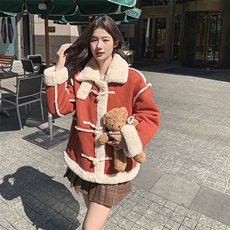 【现货】2025冬新短款安可拉红羊羔毛外套2C037188P195K278，女装短外套，2C037