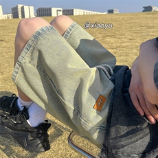 黄泥色