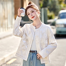 新中式国风短外套女2025开春新款小香风刺绣钉珠今年流行爆款上衣，女装短外套，布芭啦