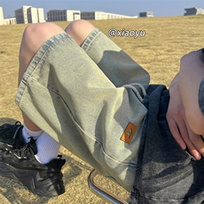 黄泥色