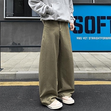 军绿色