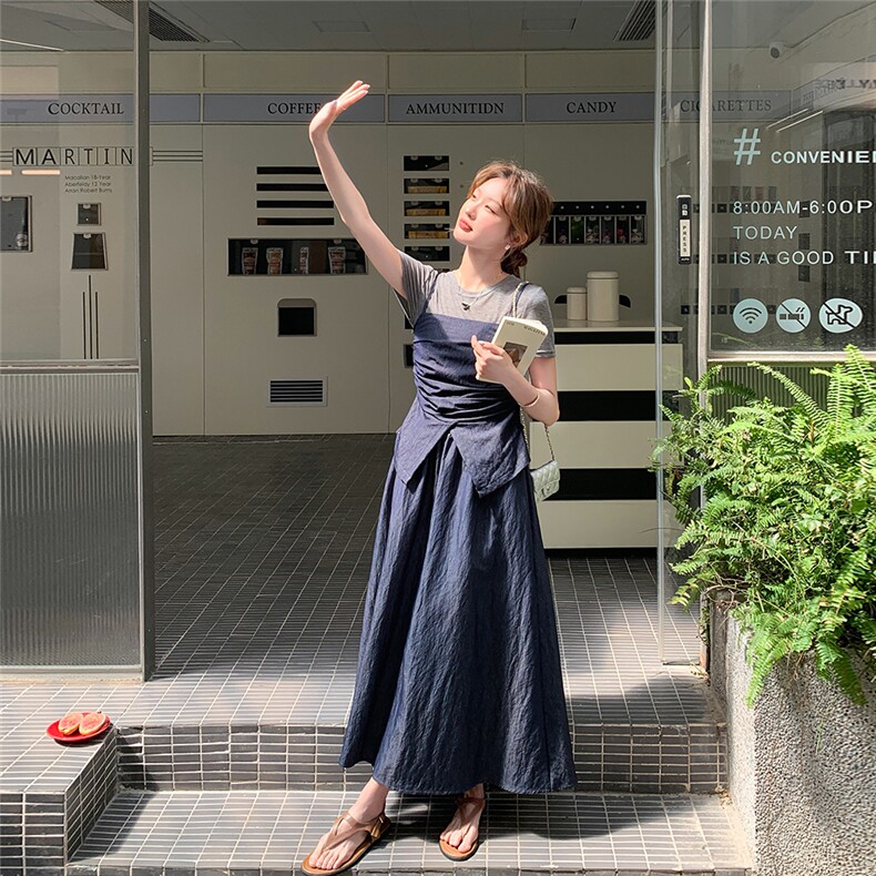 2025夏季新款韩版时尚短款小背心显瘦短袖长款假两件连衣裙,女装连衣裙,浙宝220