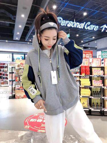 一杭袖子拼色带帽外套，女装，一杭