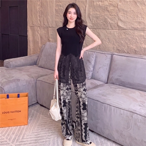 欧韩气质时尚套装女夏季新款正肩网纱设计无袖上衣碎花长裤两件套图片