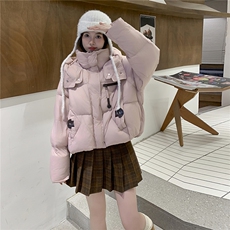 甜美粉色短款连帽羽绒服外套女入冬2025新款设计轻薄白鸭绒面包服，女装羽绒服，2D035