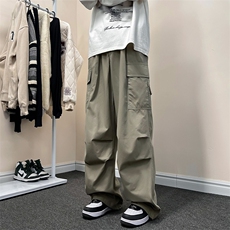卡其色