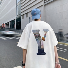 白色
