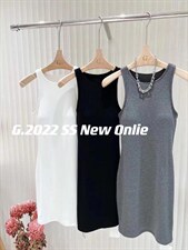 新款背心裙胸垫?脱卸均码现货，女装背心吊带，G