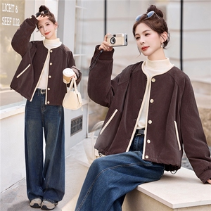 现货90白鸭绒圆领短款羽绒服女2025冬新款宽松时尚百搭保暖外套，女装羽绒服，琦鑫阁（原依鑫阁）