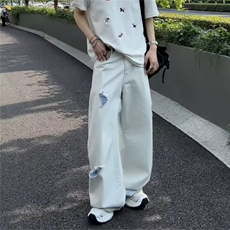 白灰色