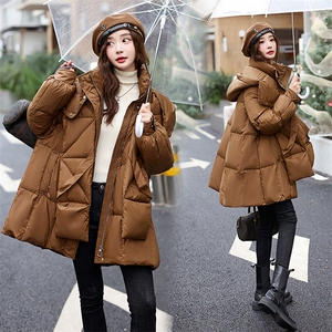 中长款羽绒服白鸭绒2023年冬季时尚潮流羽绒服女图片