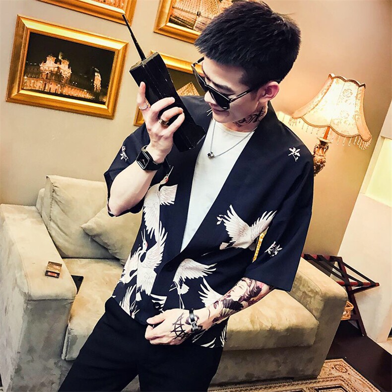19夏新款时尚个性社会小伙休闲仙鹤条纹日系和服短袖衬衫图片