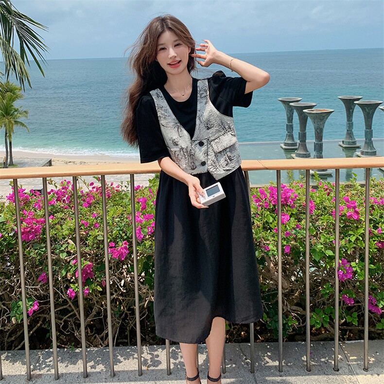 黑色拼接马甲假两件连衣裙女夏2025新款时尚宽松减龄超好看茶歇裙图片