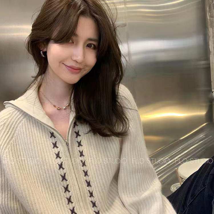 长袖纯色2024年秋季翻领拉链时尚气质开衫，女装羊毛衫，百纯羊绒