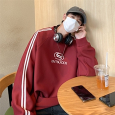 酒红色