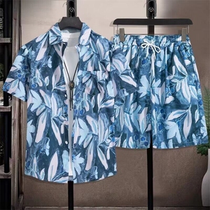 花衬衫男短袖夏季潮牌痞帅休闲上衣服冰丝凉感外套翻领沙滩衬衣男图片