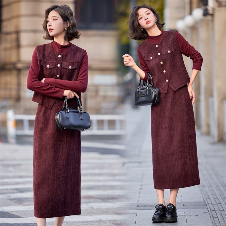 酒红色小香风马甲套装女春秋2025超火轻奢高级感气质半身裙三件套，女装套装/套裙，意芙