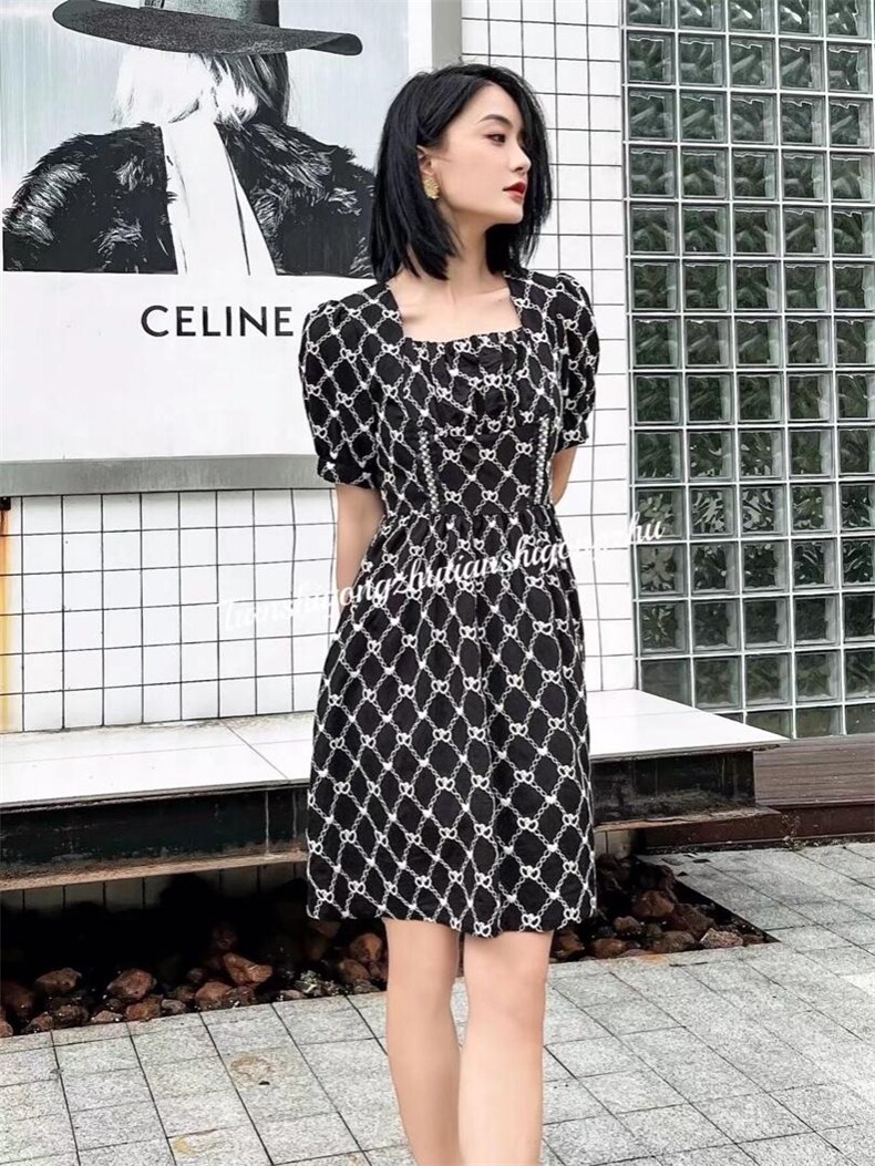 刺绣订珠连衣裙，女装连衣裙，天使公主