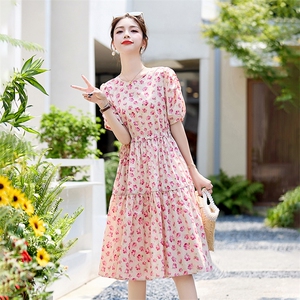 法式轻奢碎花连衣裙女2024年夏季新款时尚气质中长款收腰显瘦裙子图片
