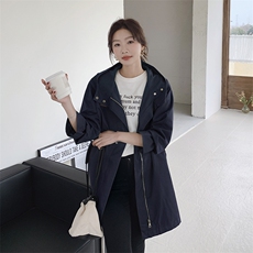 2025年秋季宽松型日韩休闲中长款长袖连帽拉链年轻款风衣学院风，女装风衣，秋牧寒烟