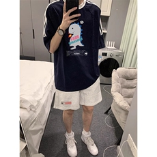 藏青色