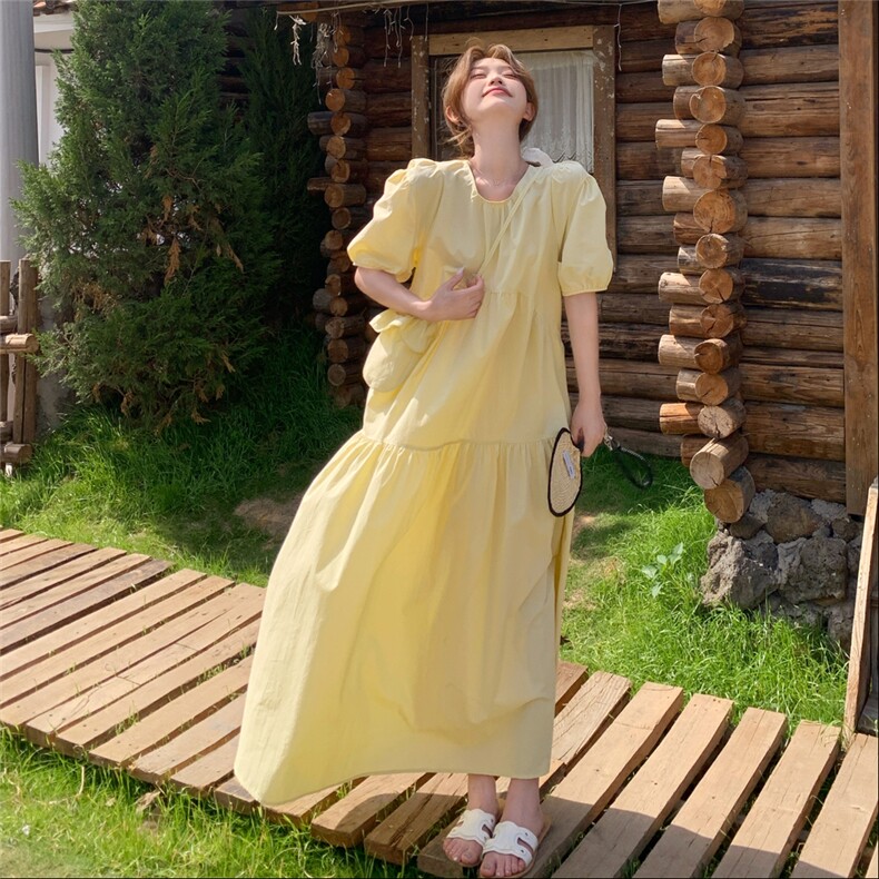 2025夏季俏皮泡泡袖设计感连衣裙女法式甜美松弛小个子百搭长裙子，女装连衣裙，蝶眷