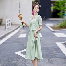 现货新款夏装2024年新中式g风盘扣旗袍改良吊带两件套套装，女装套装/套裙，采品优优
