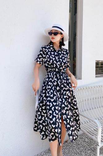 夏季新款连衣裙，女装连衣裙，芯俪歌 芭绯