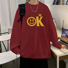 酒红色