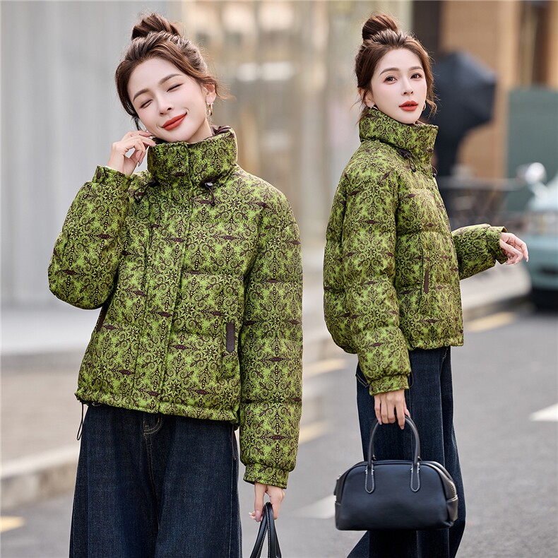 现货25冬装新复古绿色撞色羽绒服衣珂纱朗2D044-818-P255-K385,女装羽绒服,衣珂纱朗