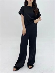 黑色极简懒人套装图片