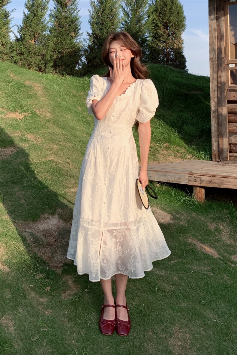 欧货蕾丝拼接V领天丝连衣裙女夏2025年新款时尚百搭收腰刺绣A字裙,女装连衣裙,浙宝208A