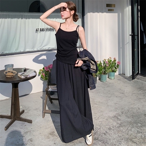 韩系酷飒chic别致穿搭女夏2025新款牛仔马甲内搭黑色连衣裙两件套图片