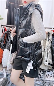 2021新款欧货马甲图片