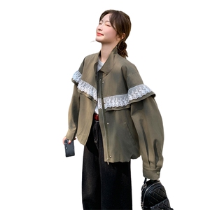 军绿色蕾丝拼接短外套女2025春季新款今年流行小个子宽松休闲夹克图片