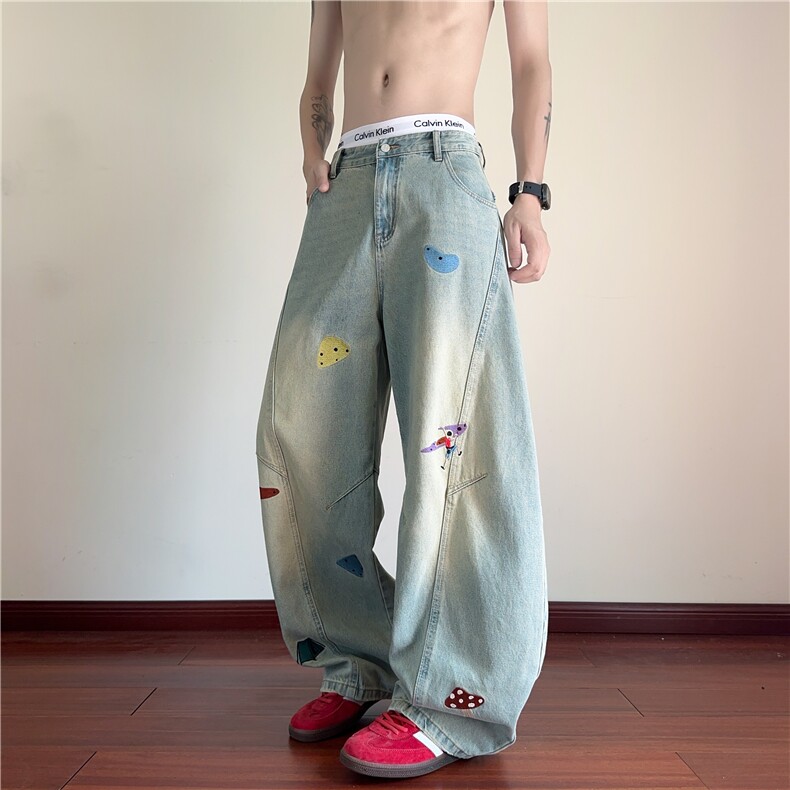 美式卡通刺绣解构弯刀牛仔裤男士2025夏季潮流痞帅设计感宽松裤子,男装牛仔裤,电商B315