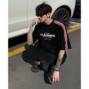 抖音得物品质二开240克宽松纯棉美式潮牌印花三条杠中性风短袖T恤图片