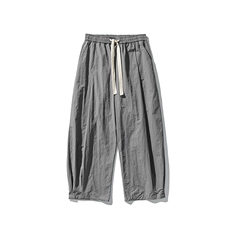 灰色