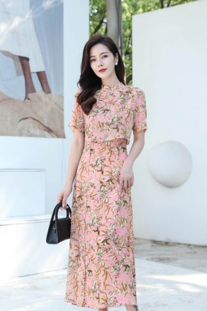 碎花气质连衣裙，女装连衣裙，蓝芝衣秀