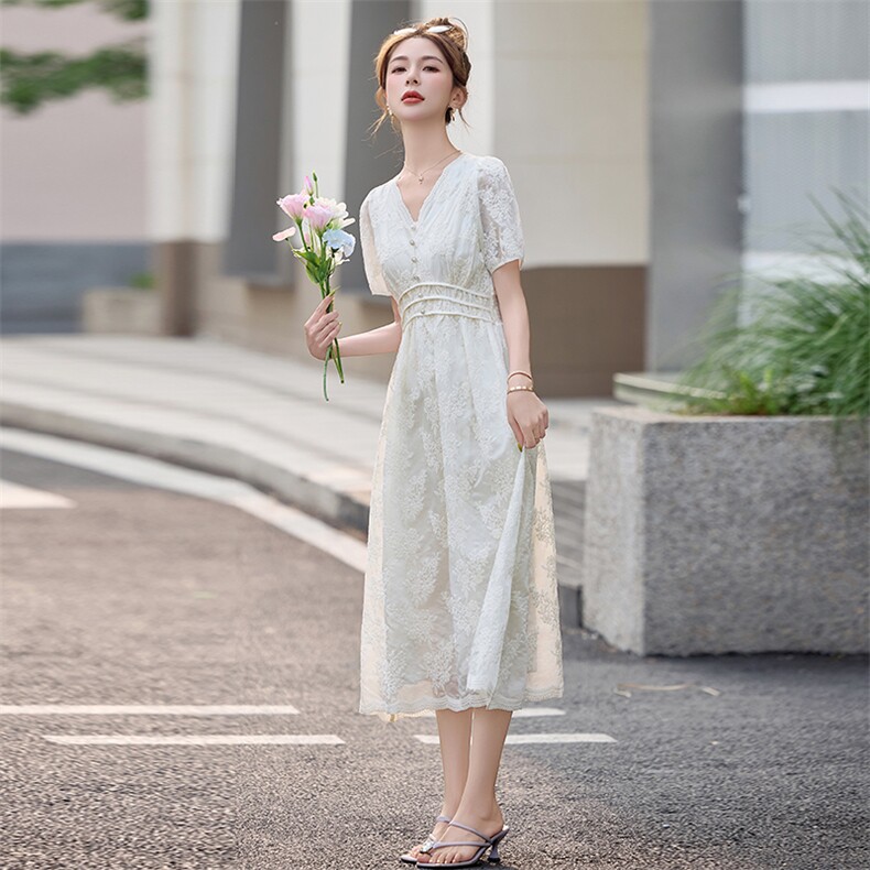 2025年夏季新款优雅刺绣连衣裙,女装连衣裙,臻衣坊