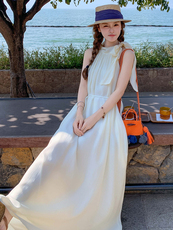 夏季茶歇温柔风挂脖吊带连衣裙仙女超仙森系宽松海边度假沙滩裙女，女装连衣裙，诺蝶