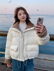 韩系拼接撞色格子围巾短款羽绒服女2025冬立领宽松小个子减龄外套，女装羽绒服，艾米莉亚