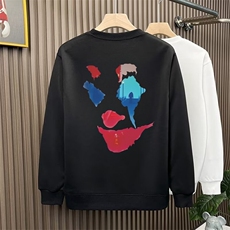 黑色