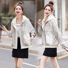 2025春季新款时髦潮流休闲气质显瘦百搭重工花色抽绳连帽短外套，女装短外套，梦芯尔