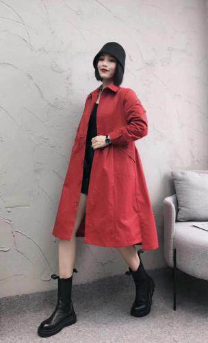 春装新款休闲风衣，女装风衣，依伊贝诺