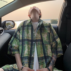 绿色