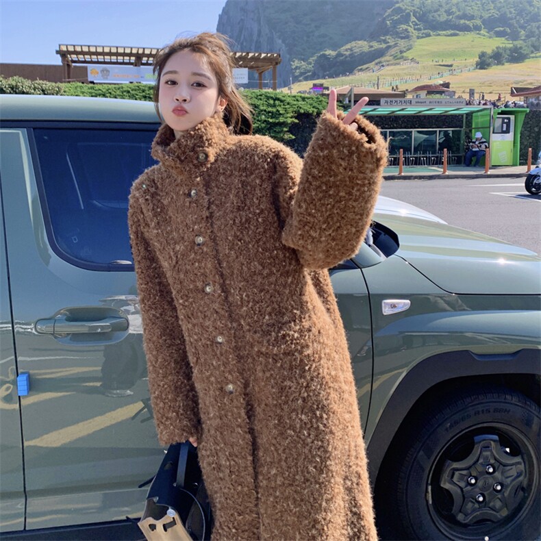 咖色羊羔毛外套女冬季新款韩系加厚复古气质皮毛一体长款过膝大衣，女装羊羔毛/颗粒绒，帛香坊
